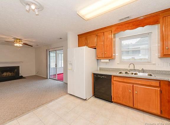 5th image of 106 Raymond Dr