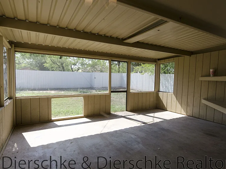 1655 Linda Lee Dr — Photo 14