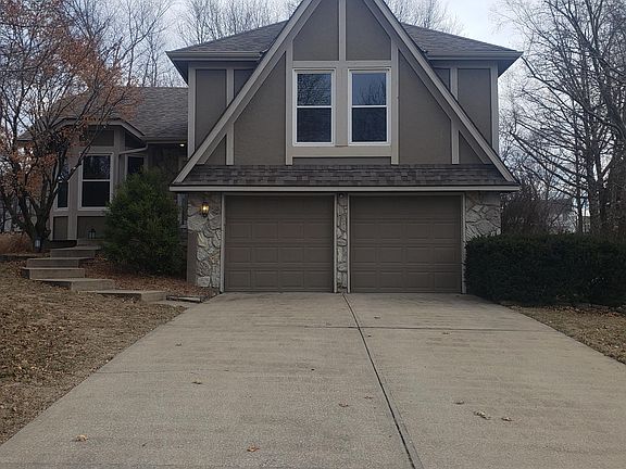2nd image of 15813 Horton Ct