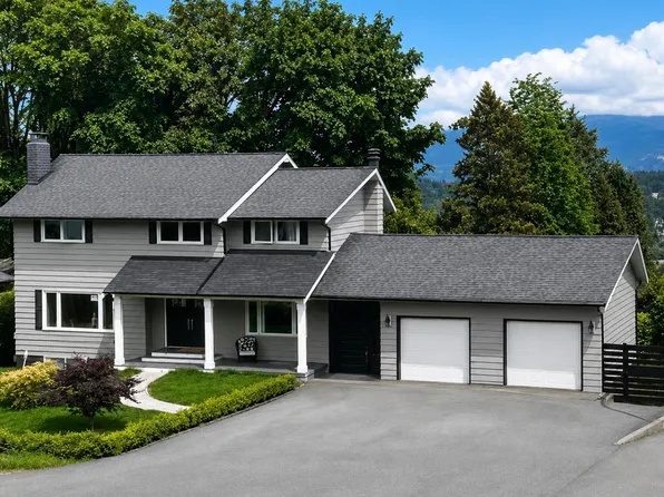 3089 Starlight Way, Coquitlam, BC V3C 3P9