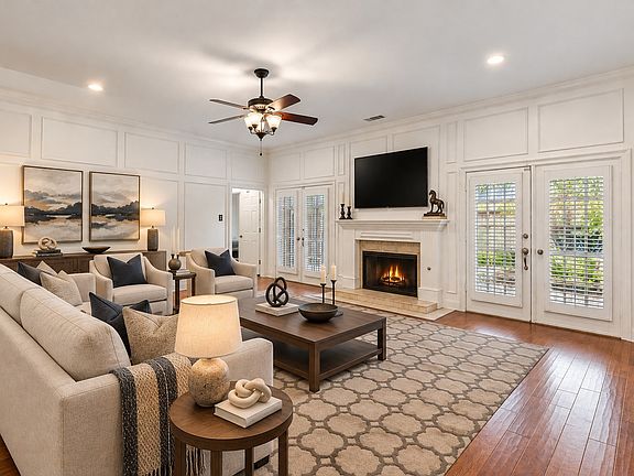 2nd image of 1909 Pecan Ridge Dr