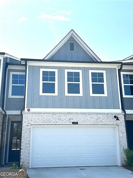 1st image of 537 Terrace Dr