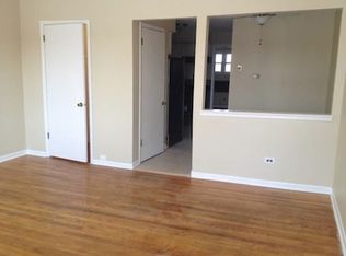 125 S Villa Ave APT 1, Addison, IL 60101