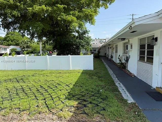 1859 Wiley St #3 — Photo 18