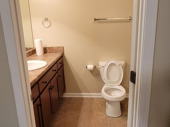 4th image of 51 Jackson Ln #A