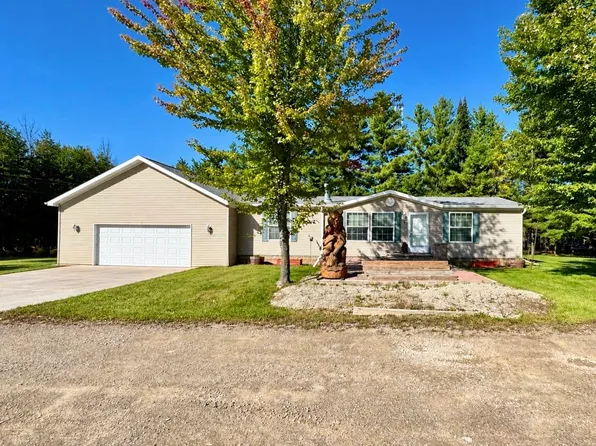3015 Cedar Ln, Abrams, WI 54101