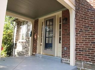 584 Parker Ave, Philadelphia, PA 19128