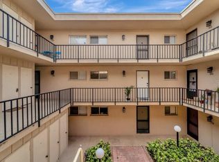 2763 Woodgate Ln APT 211, Sarasota, FL 34231