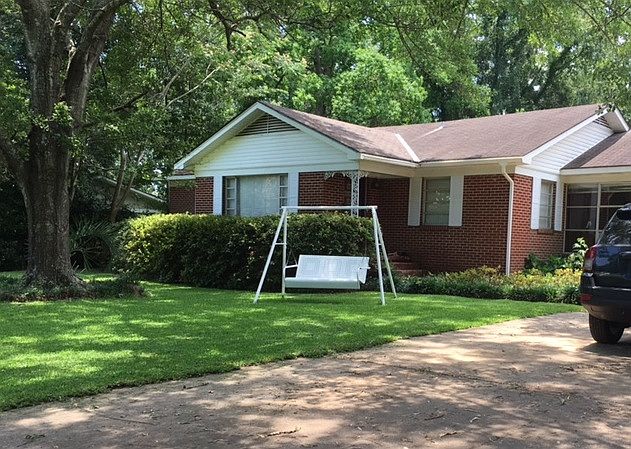 1st image of 4073 Canal Cir E
