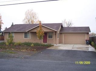 2366 Corona Ave, Medford, OR 97504