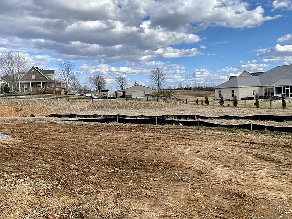 3rd image of 57 Whitewood Farm Lot 57