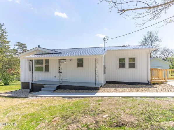 268 Queener St, Jacksboro, TN 37757