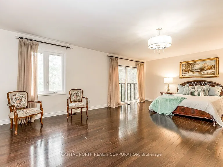 4 Prescott Ct — Photo 25