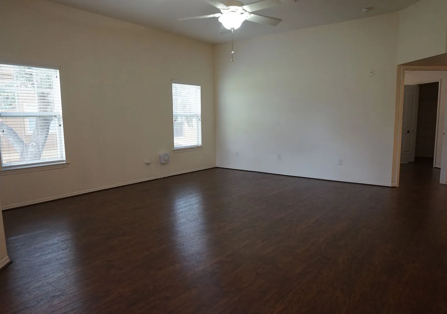 400 Summit Ridge Pl — Photo 3