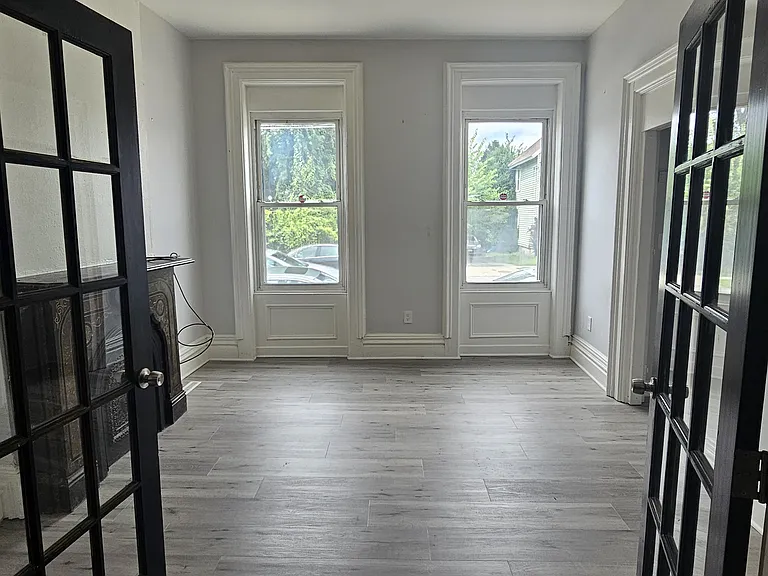902 River St #1 — Photo 3