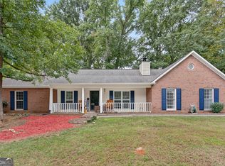 110 Hawthorne Cir, Lagrange, GA 30240
