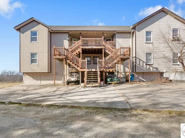 30204 Sassafras Dr, Warsaw, MO 65355