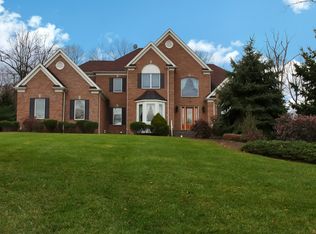 14 Willow Woods Trl, Warren, NJ 07059
