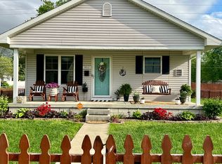 902 E 2nd St, Mount Vernon, IN 47620