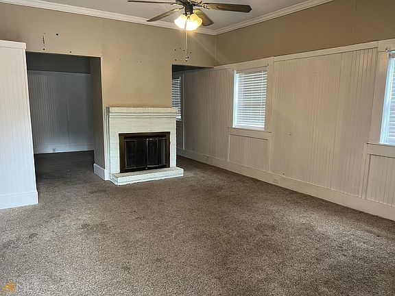 3rd image of 11 Hill St