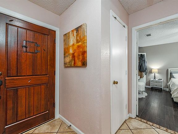 4th image of 6533 Shadydell Dr