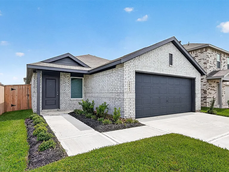 26843 Cascade Sunrise St — Photo 3