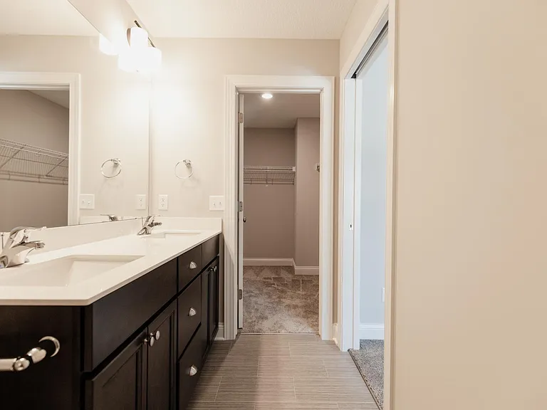1703 Southpoint Ln — Photo 41