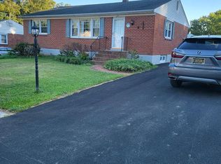 6 Guilford Ct, Wilmington, DE 19810