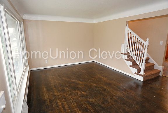 4th image of 4937 E 93rd St