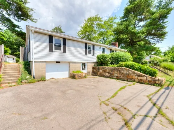 131 Hartford Tpke, Shrewsbury, MA 01545