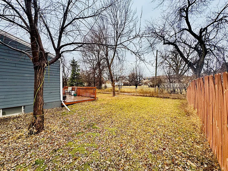 2428 Canyon Lake Dr — Photo 15