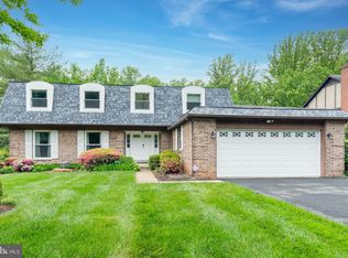 820 Ridge Dr, Mc Lean, VA 22101