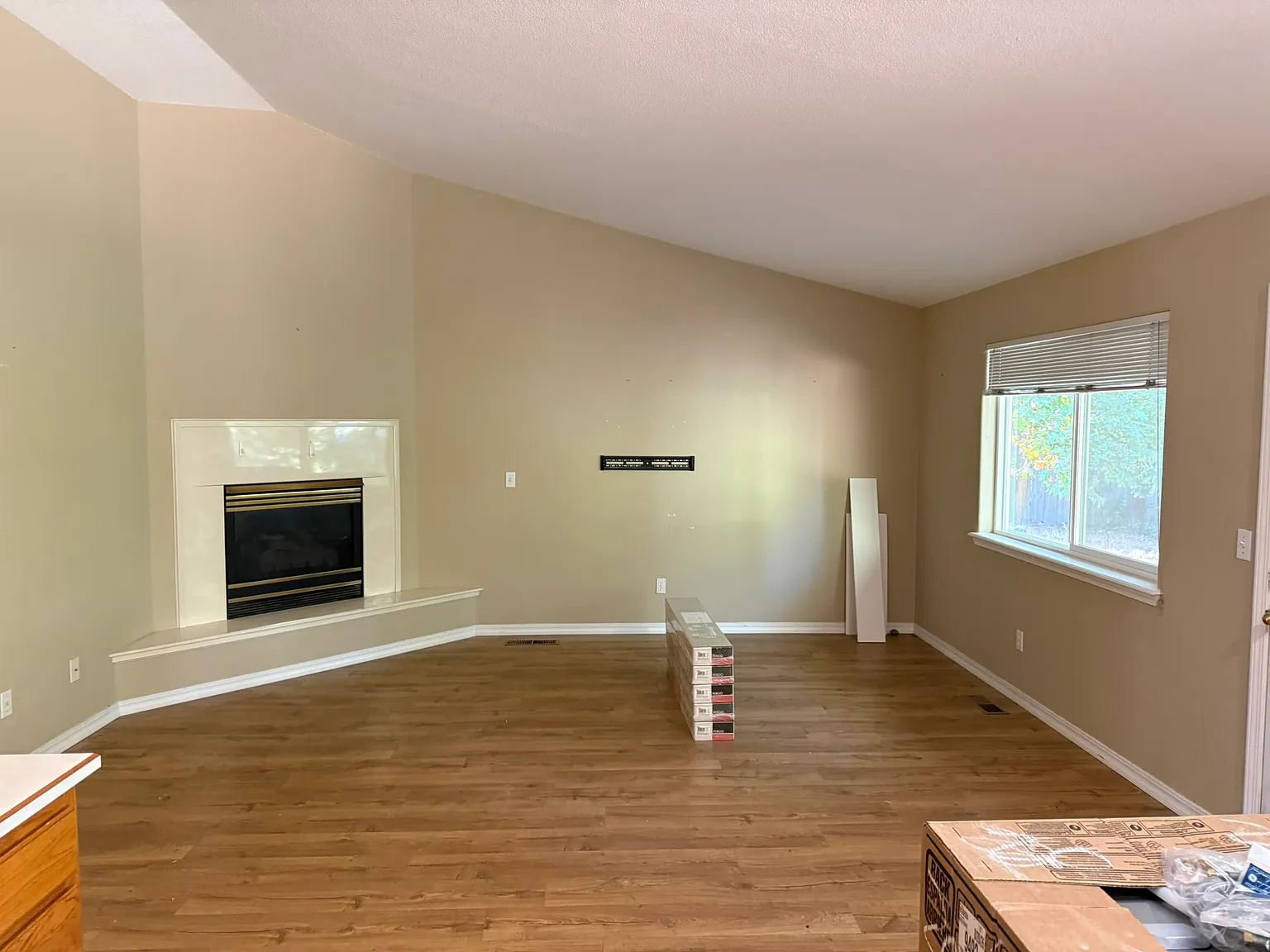 4 bed, 2.5 bath, 2007 sqft, $2,450 — Photo 1