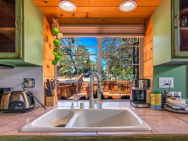 24800 Marion Ridge Dr — Photo 26