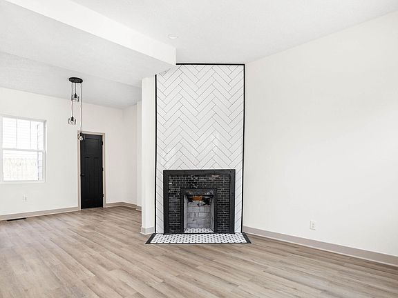 5th image of 1436 Marlowe Ave #2