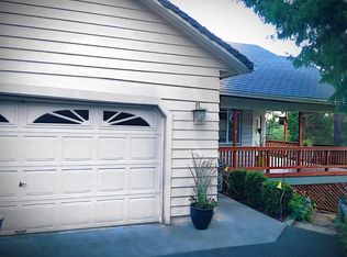 903 Granite Hill Rd, Grants Pass, OR 97526