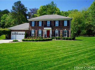 976 Sommerset Ct NE, Lenoir, NC 28645