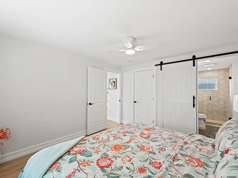 1100 Highlands Dr #4 — Photo 10