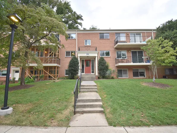 10650 Weymouth St APT 103, Bethesda, MD 20814