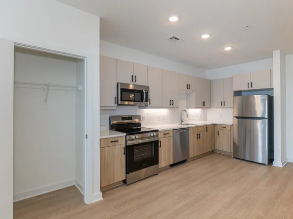 Wrighthaven Square Apartments