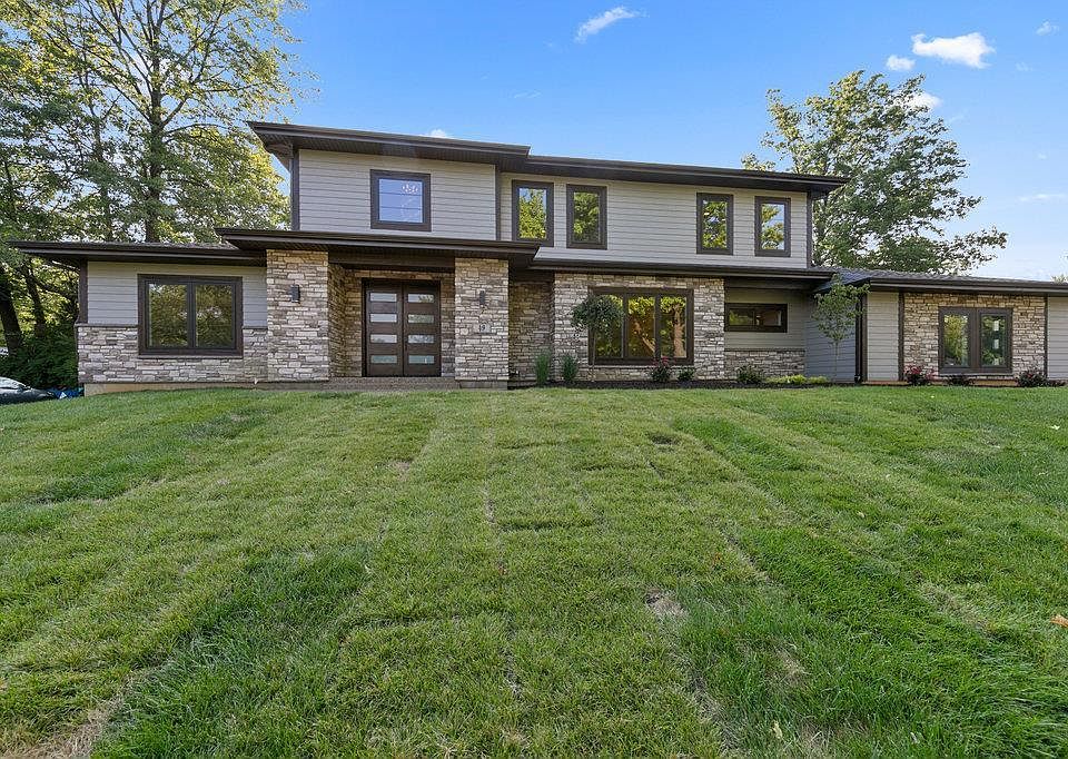 1st image of 49 Stoneyside Ln