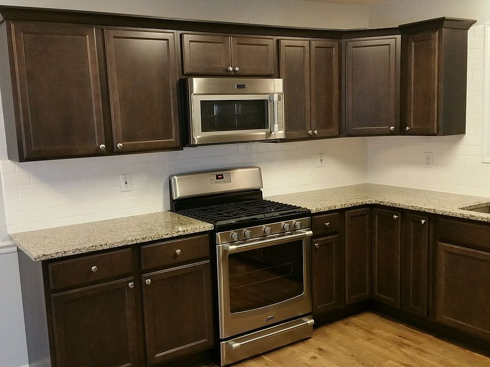 2nd image of 7235 Hickory Bluff Dr