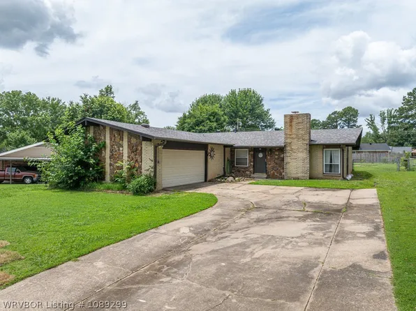 1903 N 46th Ter, Fort Smith, AR 72904
