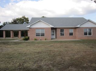 20693 406th St, Howe, OK 74940