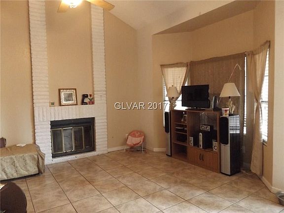 4th image of 3811 Steinbeck Dr