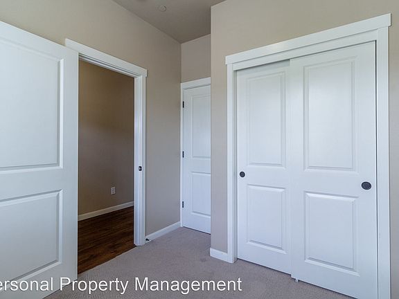 4th image of 7609 NE 31st Cir
