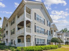 The Grove at Greenleaf, One Bedroom