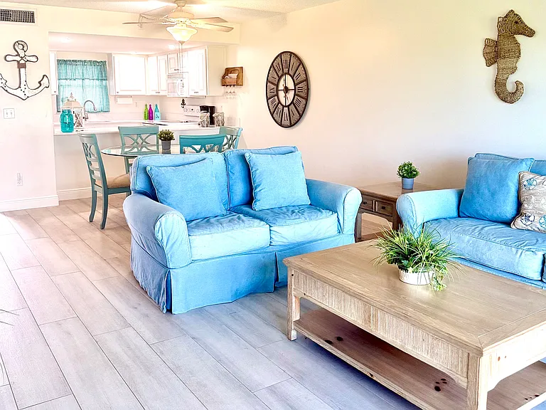 2100 Ocean Shore Blvd #102 — Photo 6