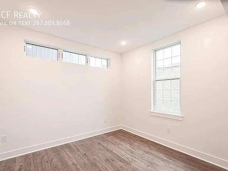 2623 Christian St #304 — Photo 10