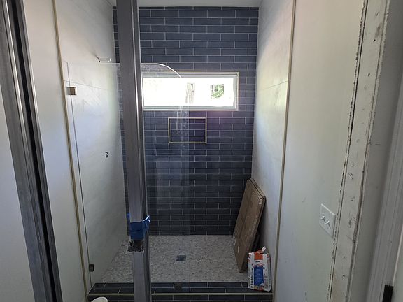 5th image of 2138 Bacon Park Dr